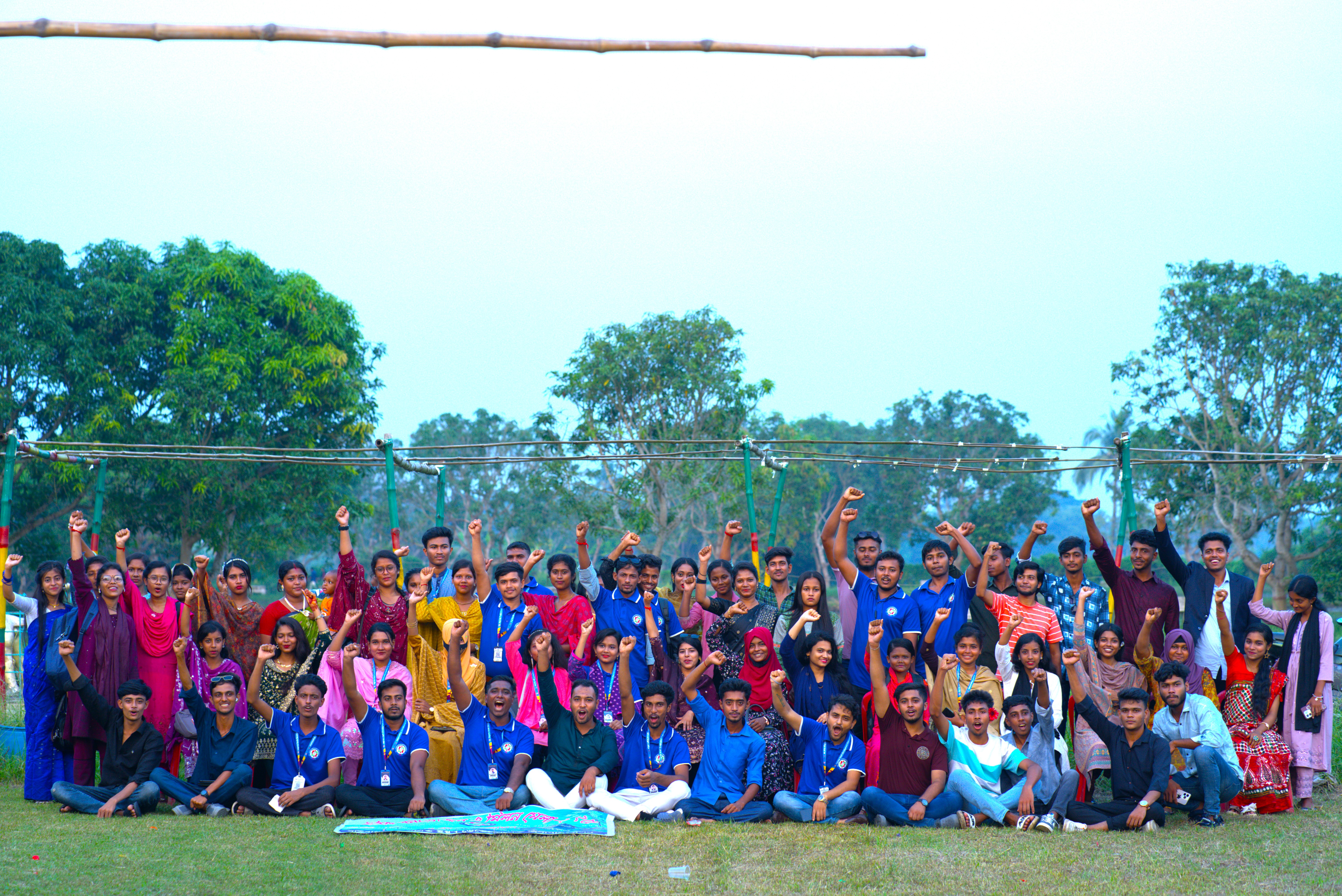 A vibrant picnic and Reunion was organized by Jagrata Youth Development Organization with the participation of around 150 youth from Dumuria . The day waz filled with enjoy,and unity.
The event waz grace by
*Chief Guest:MR. S.M Kamruzzaman (Upazila Youth Develepment Officer,Dumuria)
*Special Guest: Dr.Mohsena Ferdousi (Upazila Family Planing Officer,Dumuria)
*Chairperson : Imran Hossain Sarder ( Prisedent,JYDO)
The day long program featured an interactive discussion, sports competitions,cultural performance and award distribution ceremony.